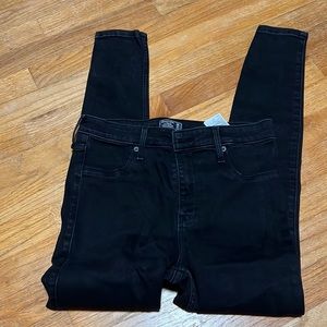 Abercrombie & Fitch high rise jean leggings. Size 6 short